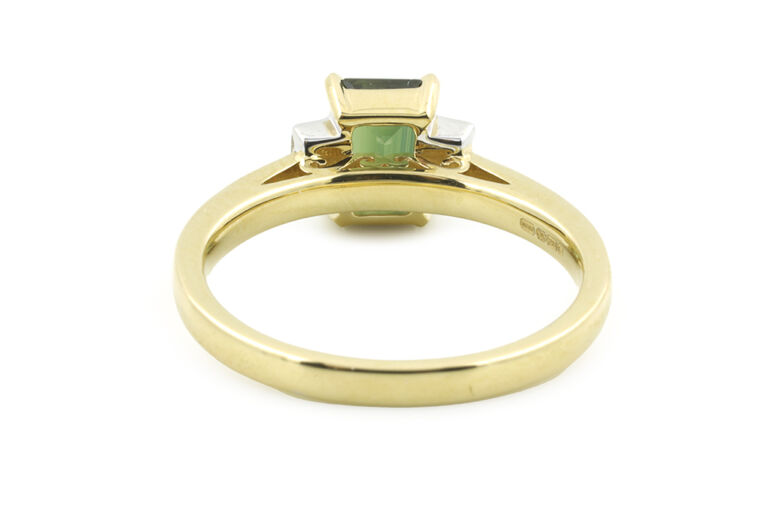 Green Sapphire & Diamond 3 Stone Ring 18ct yellow gold Size M