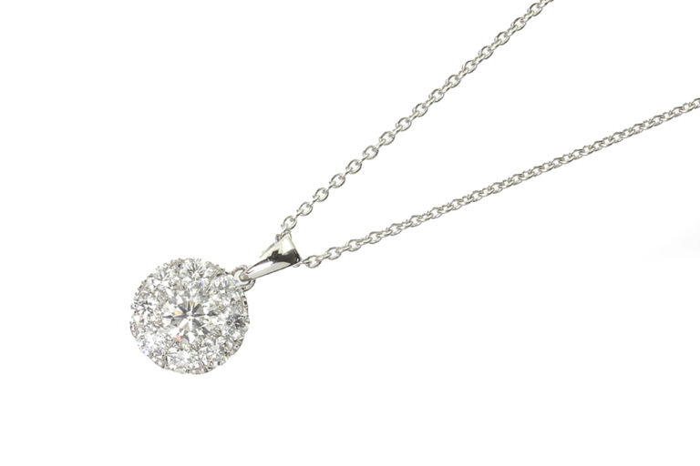 Diamond Cluster Necklace platinum