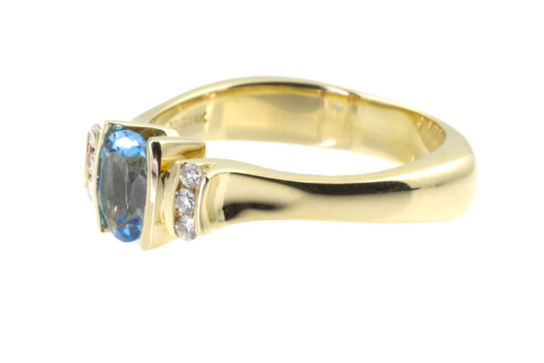 Blue Topaz & Diamond 7 Stone Ring 14ct yellow gold Size Q