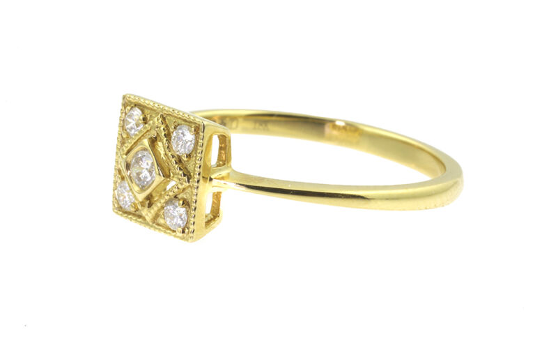 Edwardian Style Diamond 5 Stone Ring 18ct yellow gold Size O