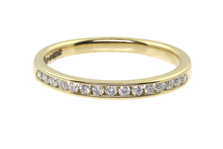 Diamond Half Eternity Ring 18ct yellow gold Size O