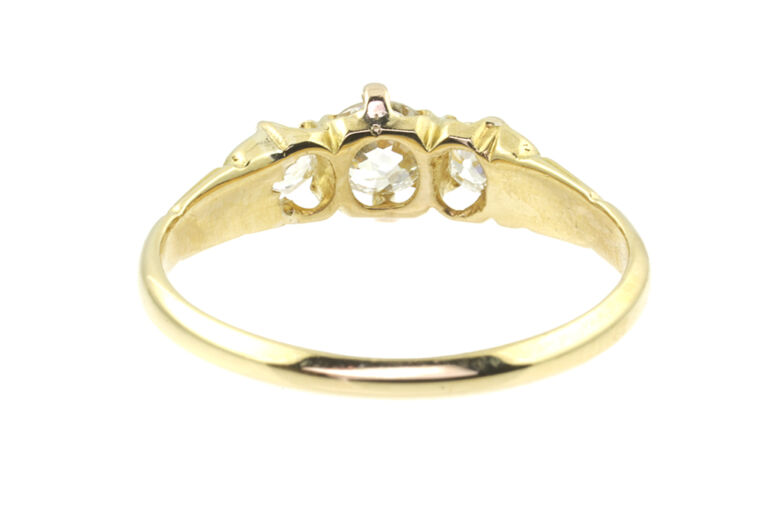 Antique Diamond 3 Stone Ring 18ct yellow gold Size K