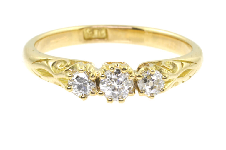 Diamond 3 Stone Ring 18ct yellow gold Size M