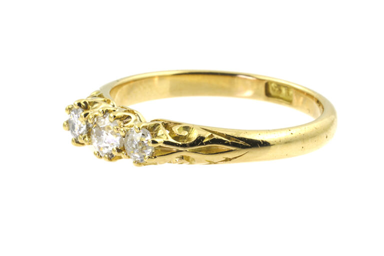 Diamond 3 Stone Ring 18ct yellow gold Size M