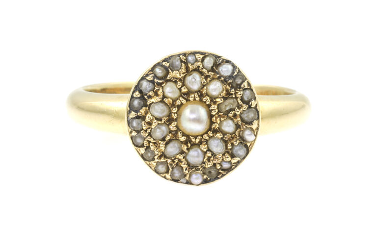 Natural Pearl Cluster Ring 18ct yellow gold Size K