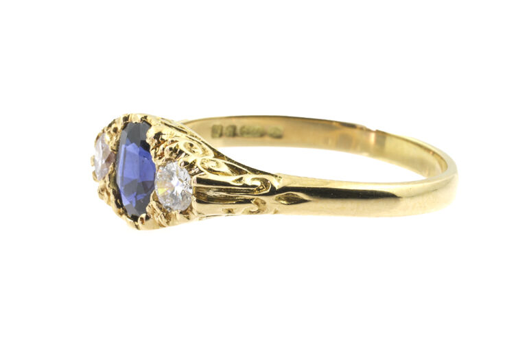 Blue Sapphire & Diamond 3 Stone Ring 18ct yellow gold Size Q