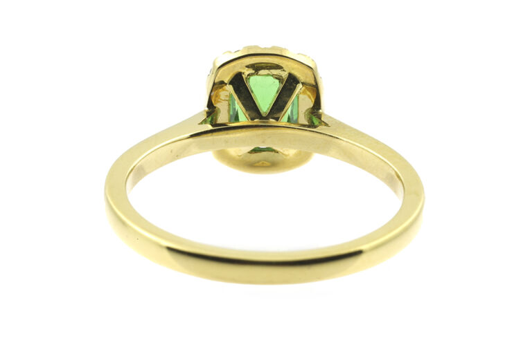 Tsavorite Garnet & Diamond Cluster Ring 18ct yellow gold Size O