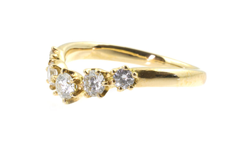 Diamond 5 Stone Shaped Ring 18ct yellow gold Size K