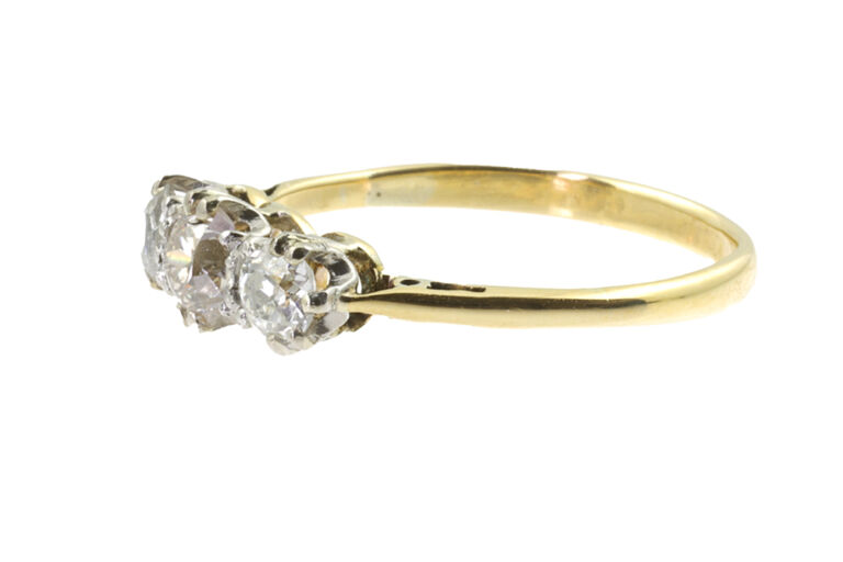 Diamond 3 Stone Ring 18ct gold Size M