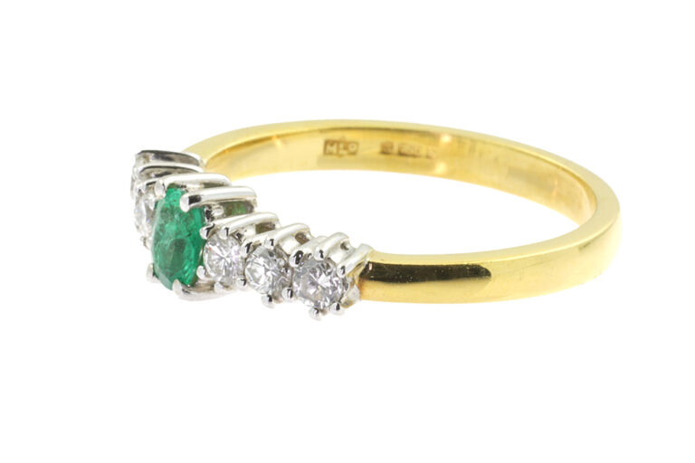 Emerald & Diamond 7 Stone Ring 18ct gold Size N