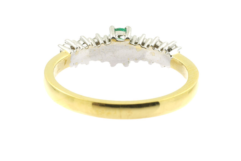 Emerald & Diamond 7 Stone Ring 18ct gold Size N
