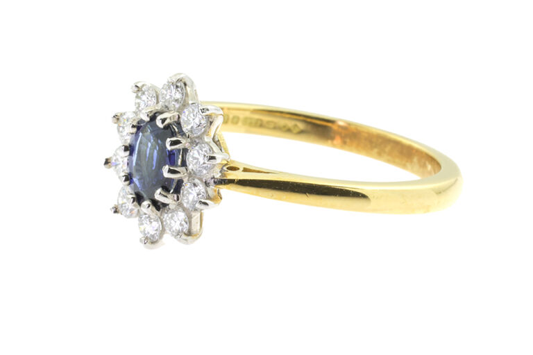 Blue Sapphire & Diamond Cluster Ring 18ct gold Size N