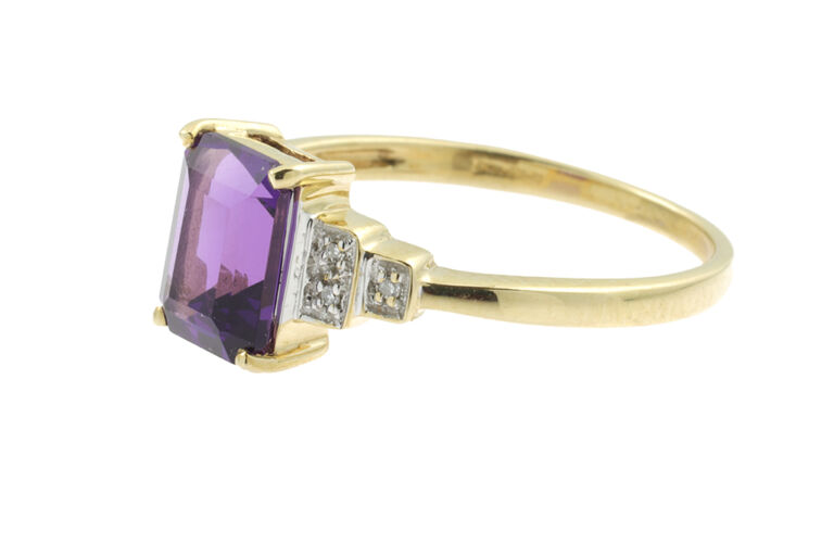 Amethyst & Diamond 7 Stone Ring 9ct gold hallmark size P