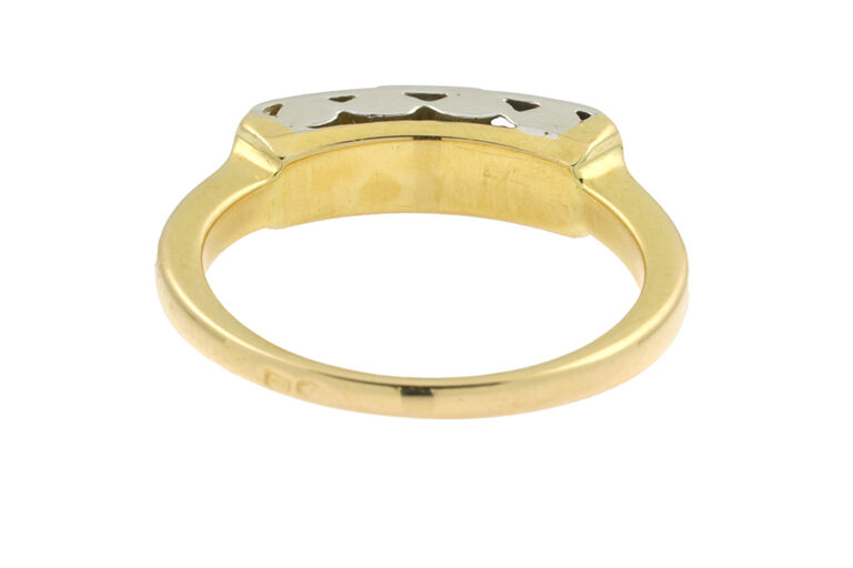 Diamond 3 Stone Ring 18ct gold Size M