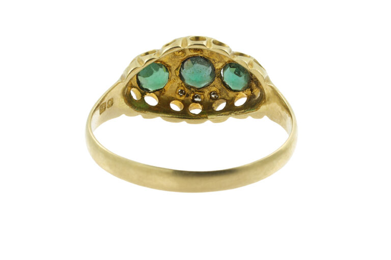 Green Garnet Topped Doublet & Diamond Ring 18ct gold Size N.