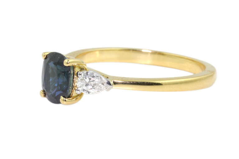 Blue Sapphire & Diamond 3 Stone Ring 18ct gold & platinum Size M