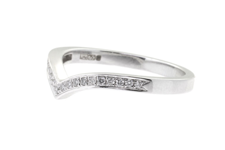 Shaped Diamond Half Eternity Ring 18ct white gold Size: K