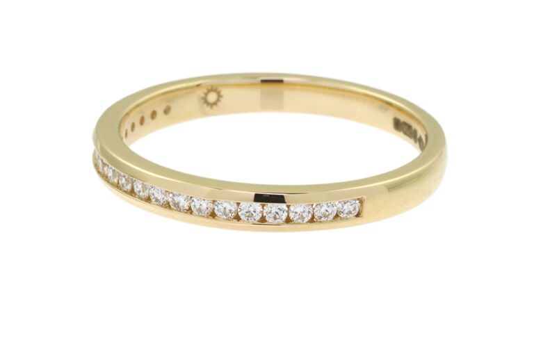 Diamond Half Eternity Ring 18ct yellow gold Size P