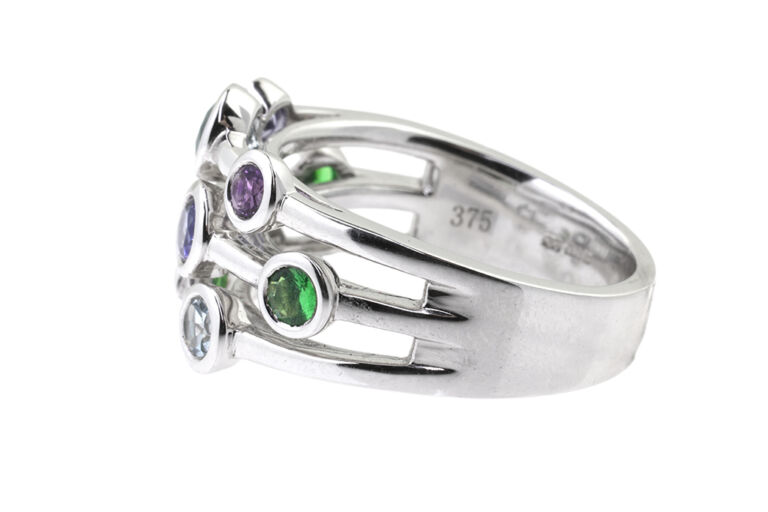 Multi-Stone Bubble Ring 9ct white gold Size O