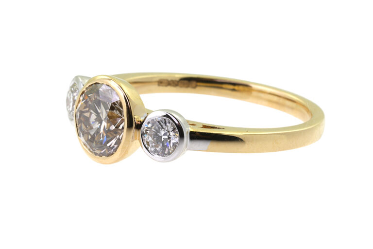 Bespoke Fancy Diamond & White Diamond 3 Stone Ring 18ct gold Size: N.