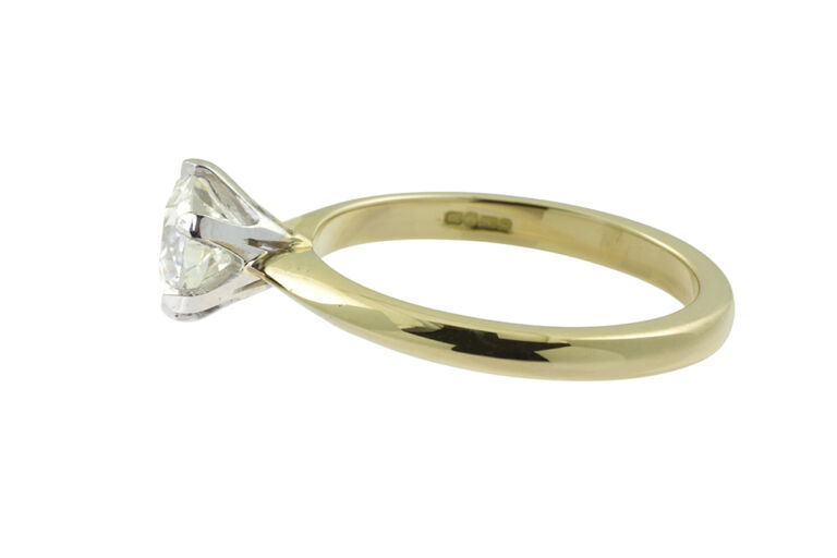 Bespoke Certified Diamond Solitaire Ring 18ct gold hallmark, Size N.