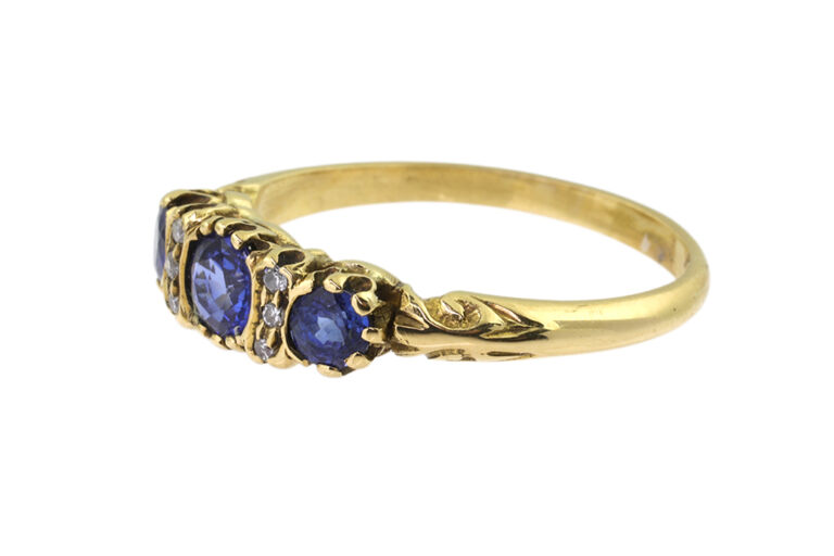 Blue Sapphire & Diamond 9 Stone Ring 18ct gold Size N