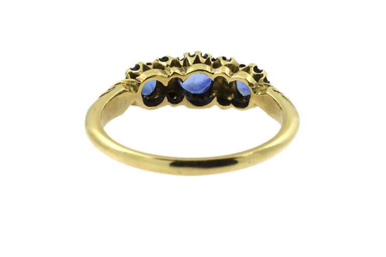 Blue Sapphire & Diamond 9 Stone Ring 18ct gold Size N