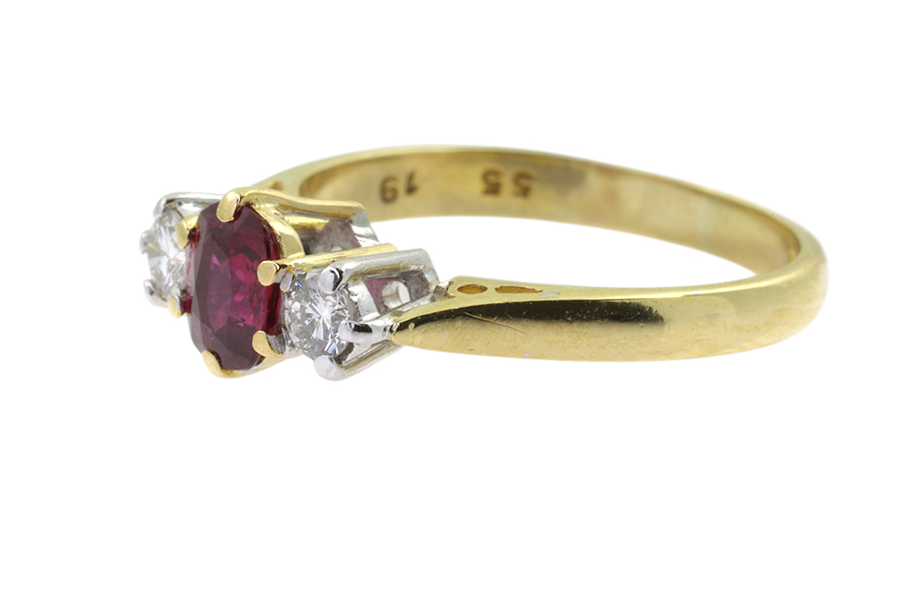 Ruby & Diamond 3 Stone Ring 18ct gold Size: L
