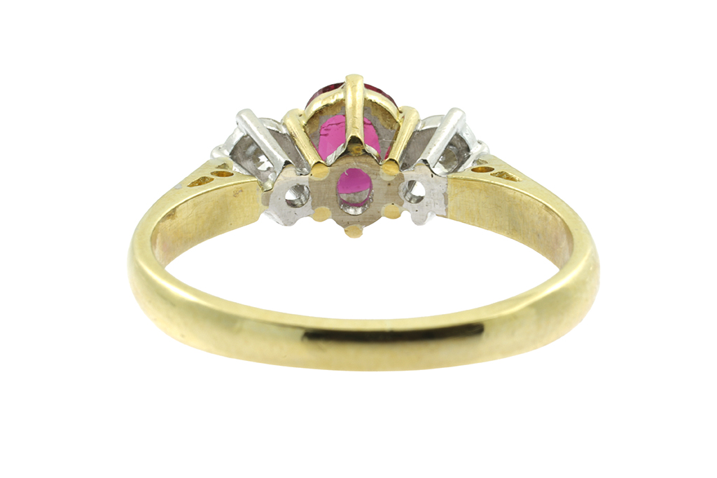 Ruby & Diamond 3 Stone Ring 18ct gold Size: L
