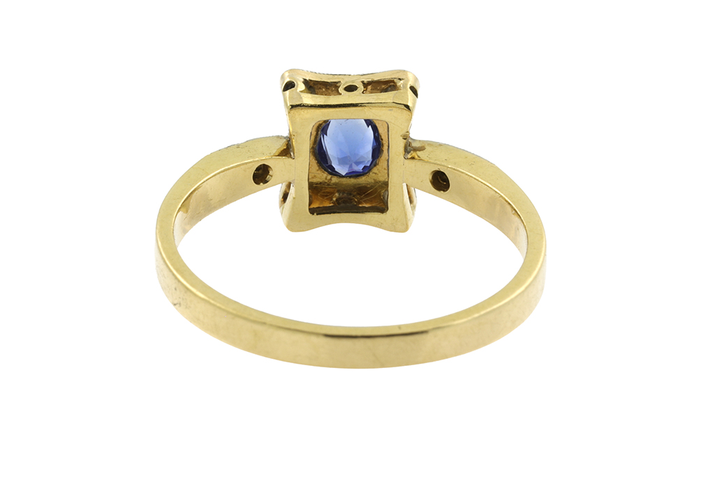 Edwardian Blue Sapphire & Diamond Cluster Ring 18ct gold & platinum Size: L