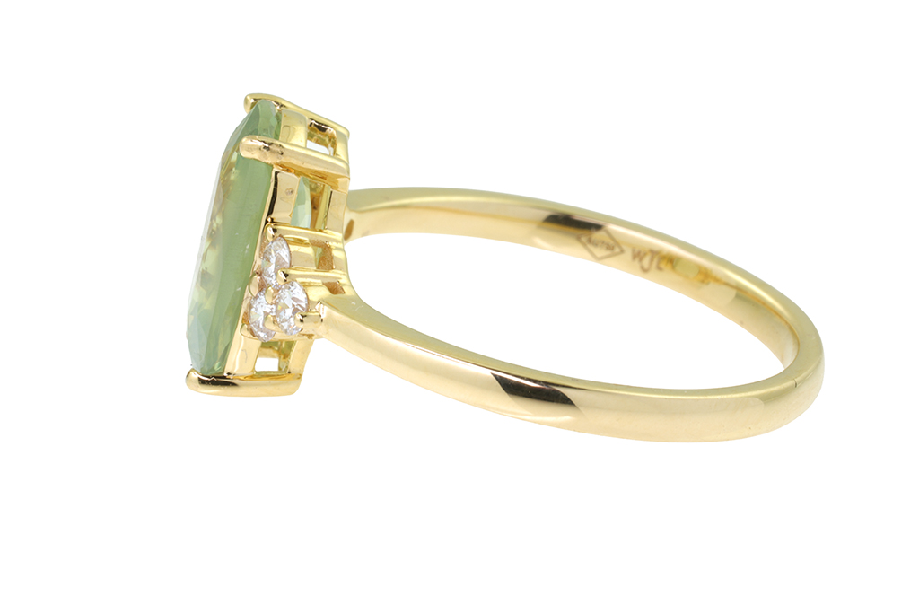 Bespoke Alexandrite & Diamond 7 Stone Ring 18ct gold Size: P.