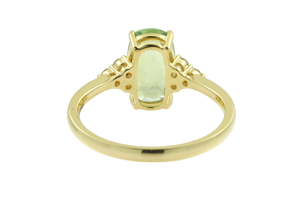 Bespoke Alexandrite & Diamond 7 Stone Ring 18ct gold Size: P.