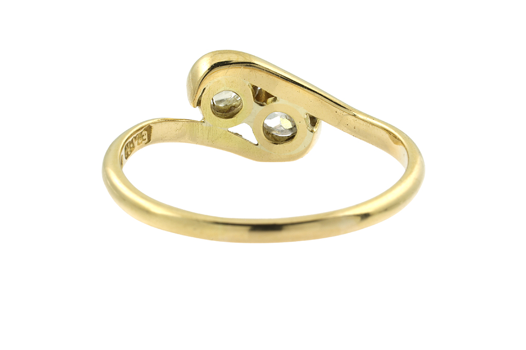 Antique Diamond 2 Stone Ring 18ct gold Size: Q